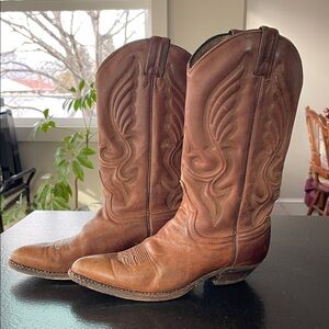 VTH Brown Leather Cowboy Boots